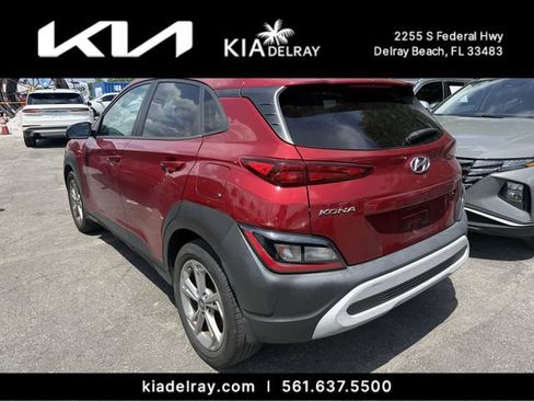 Used 2023 Hyundai Kona SEL w/ Cargo Package FWD image 3