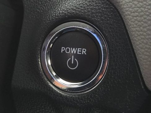 Certified 2025 Toyota RAV4 XLE AWD/4WD image 24