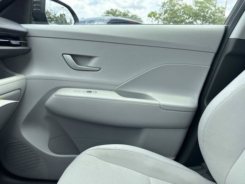 Used 2024 Hyundai Kona SEL FWD image 25