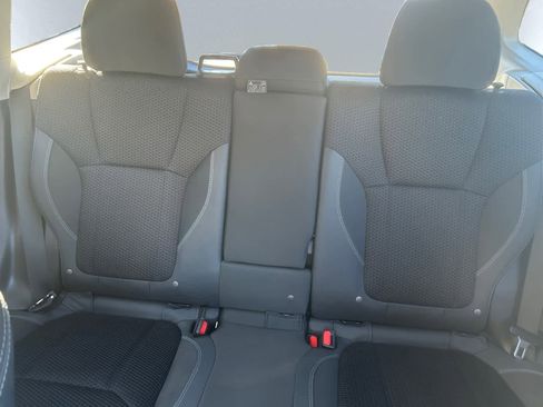 Used 2022 Subaru Forester Premium image 18