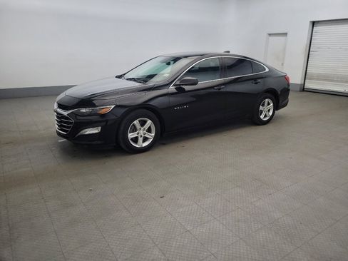 Used 2019 Chevrolet Malibu LS w/ LPO, Convenience Package 1 image 2