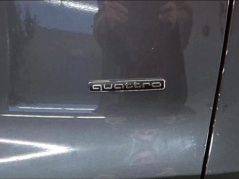 Used 2025 Audi Q5 Premium Plus w/ Premium Plus image 11