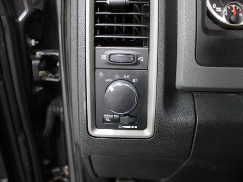 Used 2016 RAM 1500 Tradesman w/ Popular Equipment Group RWD image 8