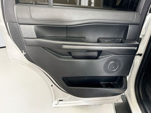 Used 2021 Ford Expedition XLT RWD image 25