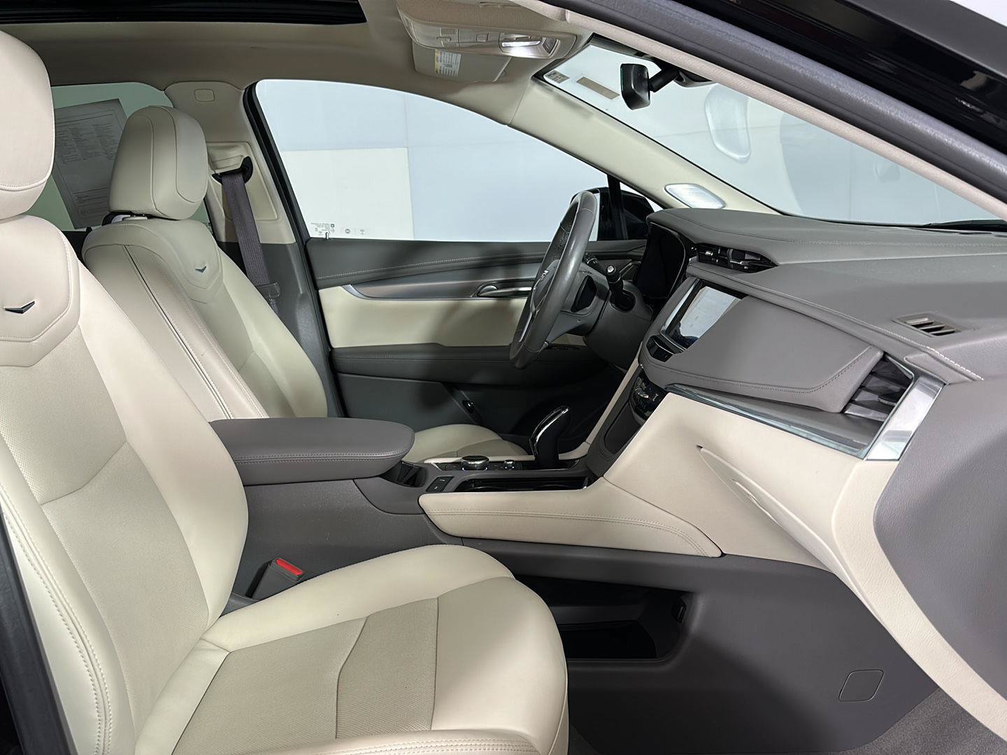Used 2024 Cadillac XT5 Premium Luxury AWD/4WD image 28