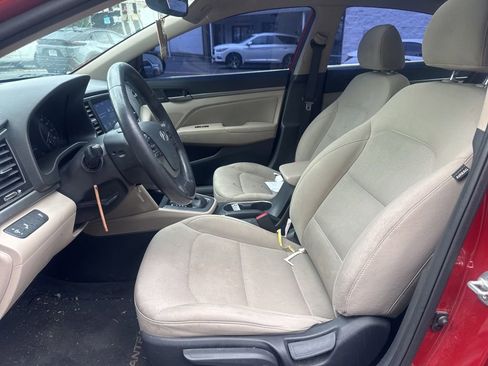 Used 2018 Hyundai Elantra Value Edition FWD image 17