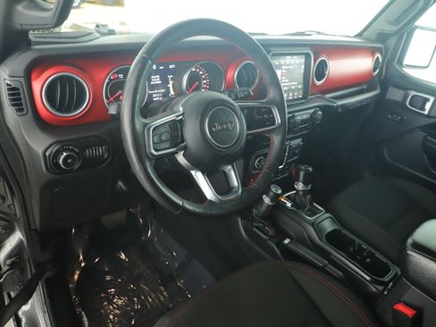 Certified 2018 Jeep Wrangler Unlimited Rubicon image 10