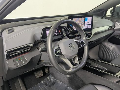 Used 2024 Volkswagen ID.4 S RWD image 11