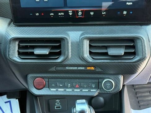 Used 2024 Ford Mustang Coupe RWD image 25