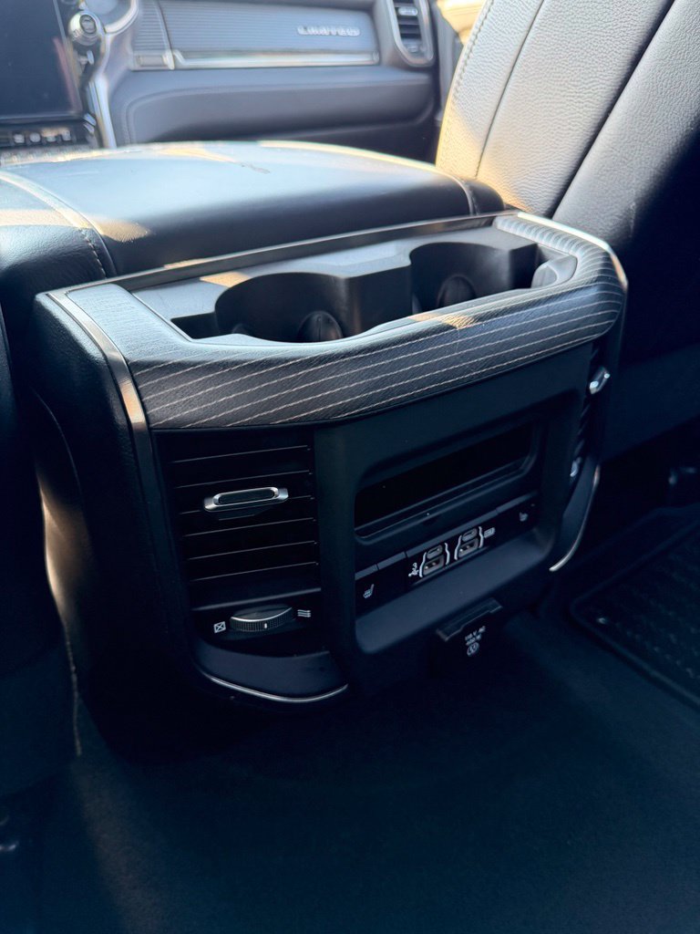 Used 2020 RAM 3500 Limited AWD/4WD image 46