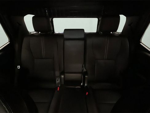 Used 2025 Toyota 4Runner 4WD image 23