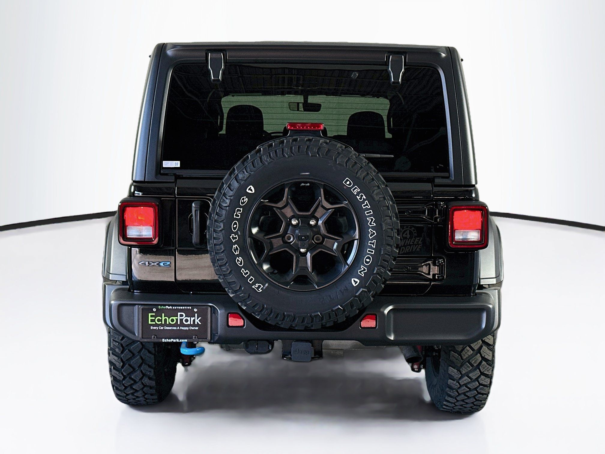 Used 2023 Jeep Wrangler Unlimited w/ Cold Weather Group AWD/4WD image 7