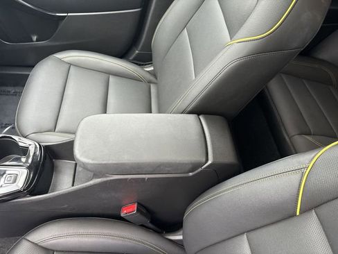 Certified 2024 Chevrolet Trax ACTIV w/ Sunroof Package image 23