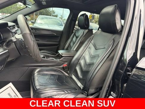 Used 2025 Jeep Grand Cherokee Laredo X w/ Luxury Tech Group I AWD/4WD image 14