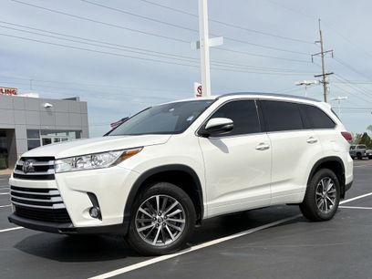 Used 2017 Toyota Highlander XLE
