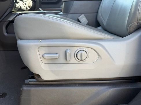 Used 2019 GMC Sierra 1500 SLT image 9