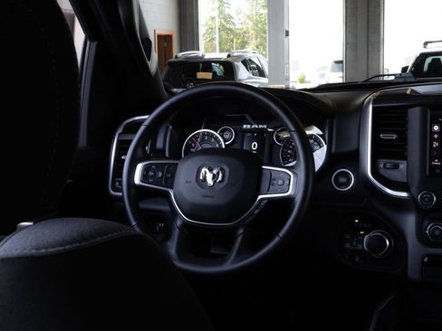 Used 2023 RAM 1500 Big Horn AWD/4WD image 15