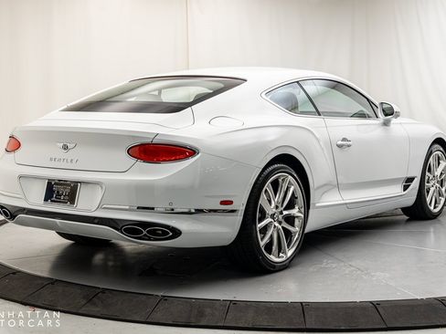 Used 2024 Bentley Continental GT image 5