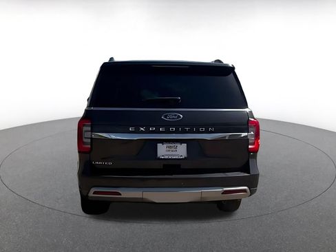 Used 2024 Ford Expedition Limited AWD/4WD image 10