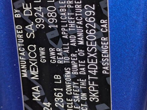 Used 2025 Kia K4 LXS image 34