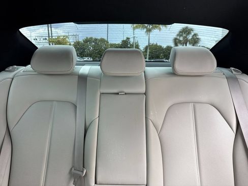 Used 2024 Genesis G70 2.5T AWD/4WD image 18