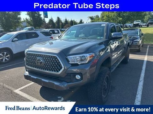 Used 2019 Toyota Tacoma TRD Off-Road AWD/4WD image 3