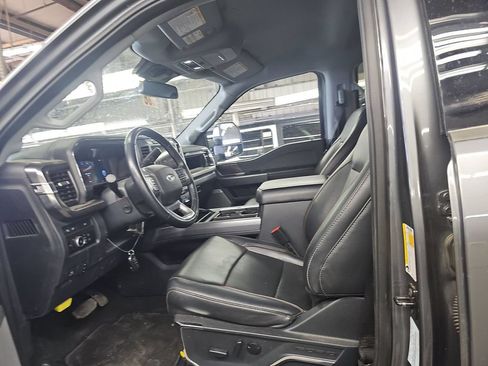 Used 2024 Ford F250 Lariat AWD/4WD image 7