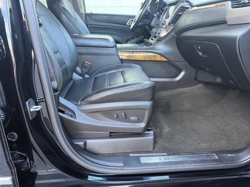 Used 2017 GMC Yukon Denali w/ Open Road Package image 33