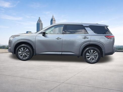 Used 2023 Nissan Pathfinder S FWD image 19