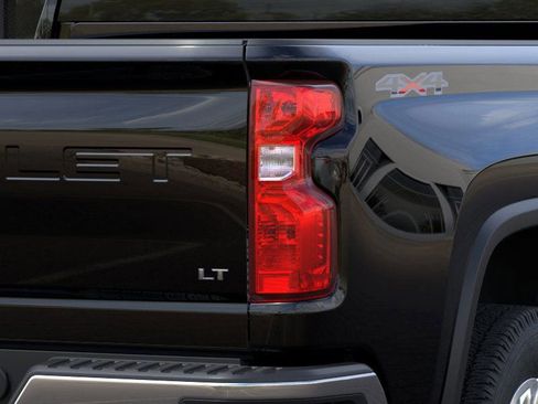 New 2025 Chevrolet Silverado 2500 LT w/ Safety Package image 36