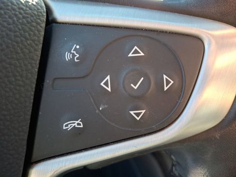 Used 2021 GMC Acadia SLT image 24