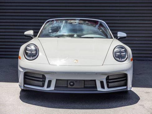 Used 2026 Porsche 911 Targa 4S AWD/4WD image 7