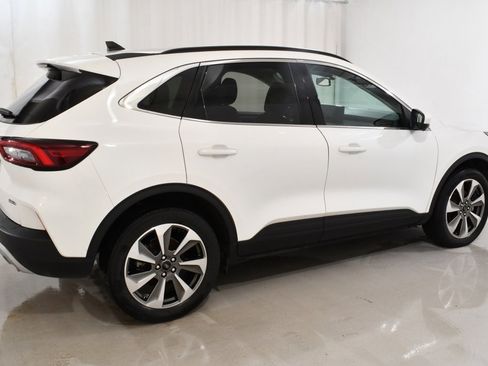 Used 2023 Ford Escape Platinum image 11