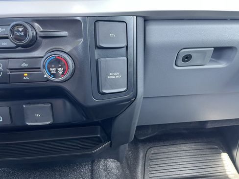 New 2025 Ford F250 XL w/ F-250 >10K GVWR Package RWD image 30