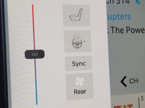 New 2026 Chrysler Pacifica Select image 32