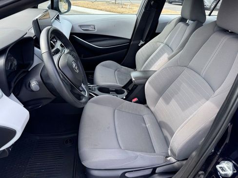 Used 2024 Toyota Corolla SE image 9