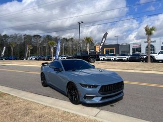 Used 2025 Ford Mustang Coupe video 1