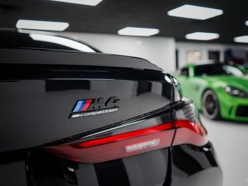 Used 2021 BMW M4 Competition w/ Executive Package RWD image 5