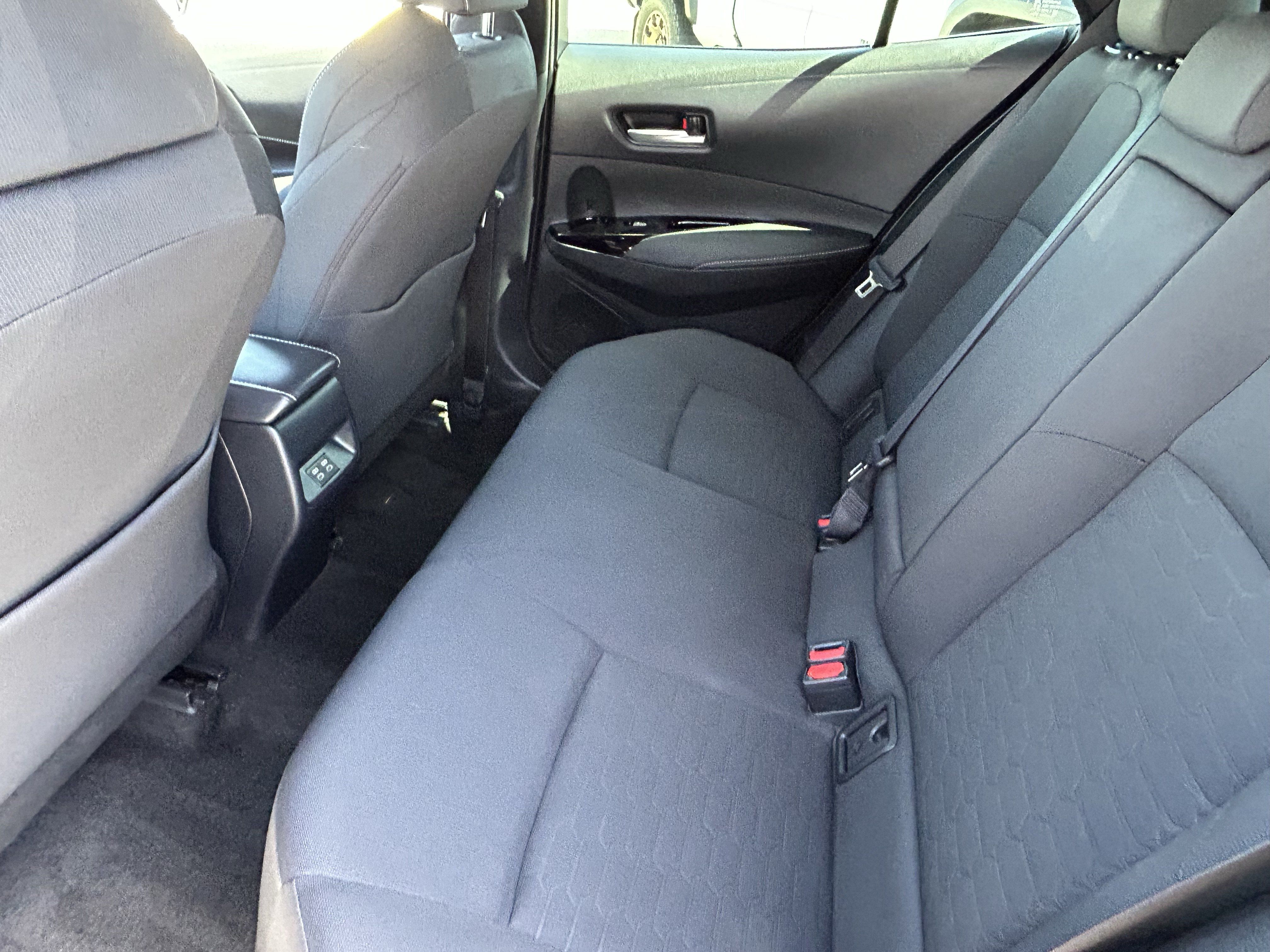 Certified 2025 Toyota Corolla SE w/ SE Package FWD image 14