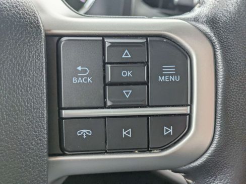 Used 2024 Ford Expedition XLT AWD/4WD image 30