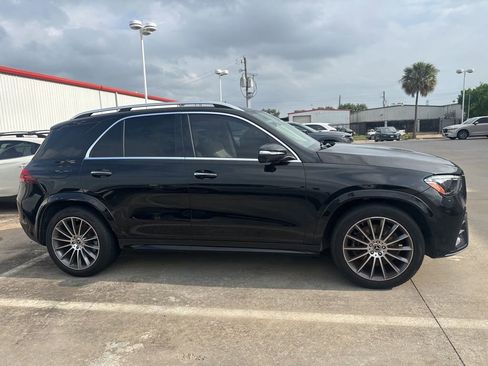 Used 2024 Mercedes-Benz GLE 450 4MATIC image 4