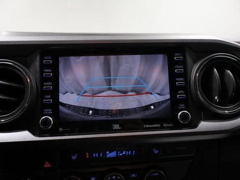 Used 2021 Toyota Tacoma TRD Off-Road image 25