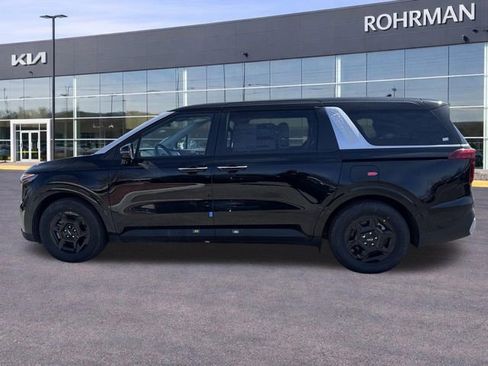 New 2026 Kia Carnival FWD image 29