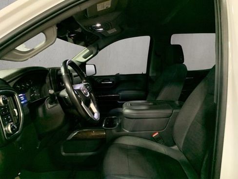 Used 2020 GMC Sierra 1500 Elevation w/ Elevation Value Package image 12