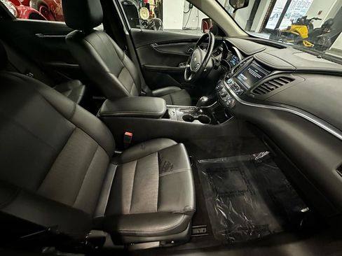 Used 2019 Chevrolet Impala LT image 18
