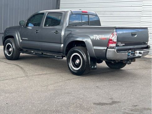 Used 2011 Toyota Tacoma 4x4 Double Cab image 9