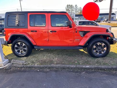 Used 2019 Jeep Wrangler Unlimited Sahara image 5