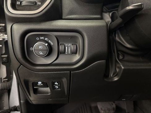 Used 2023 RAM 1500 Laramie AWD/4WD image 20