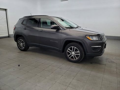 Used 2017 Jeep Compass Latitude w/ Popular Equipment Group AWD/4WD image 11