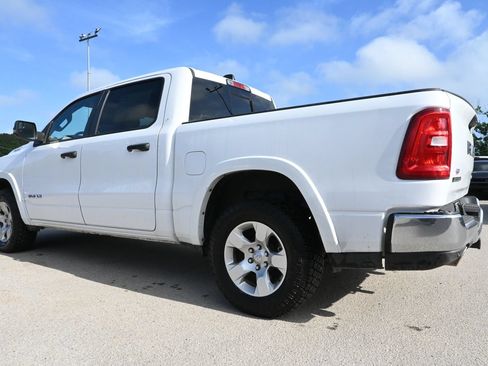 Used 2025 RAM 1500 Big Horn AWD/4WD image 2